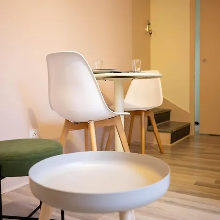 Le Jaude, T2 Rénové Centre I Wifi Confort Et Cosy *
